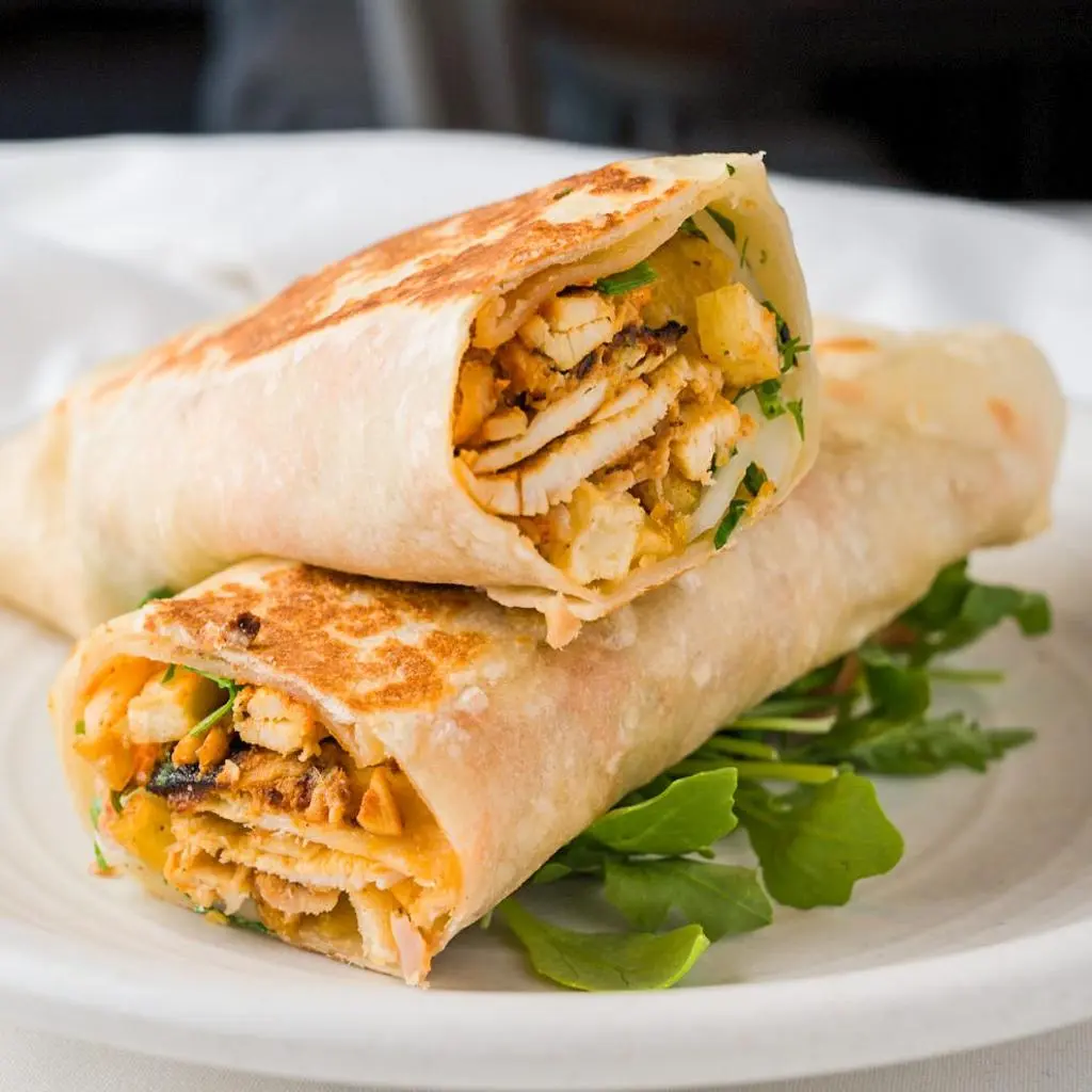 Sarukh Shawarma with Turkish Bread